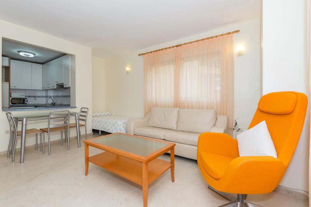 Hostal Guadalupe Торремолинос Экстерьер фото