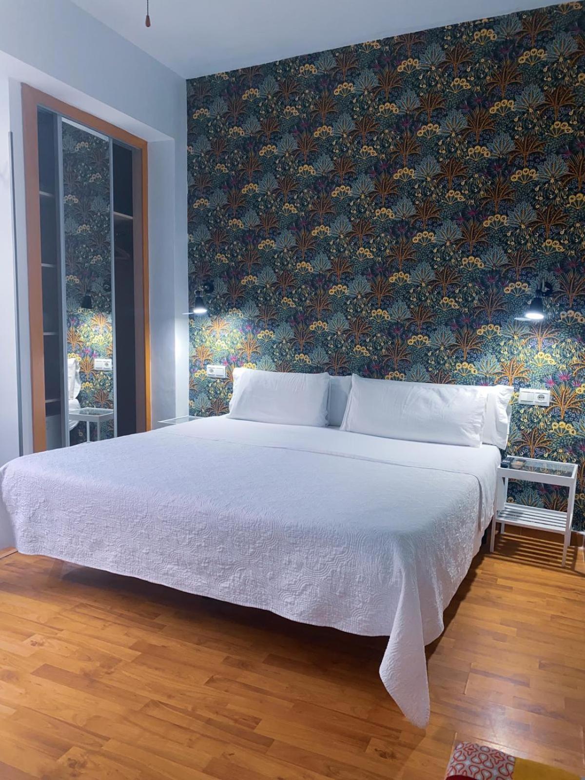 Hostal Guadalupe Торремолинос Экстерьер фото