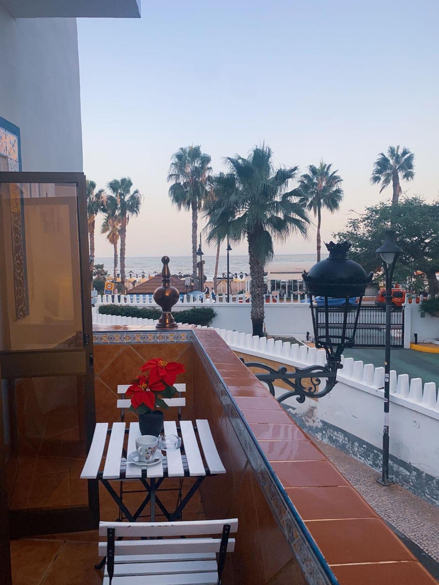 Hostal Guadalupe Торремолинос Экстерьер фото