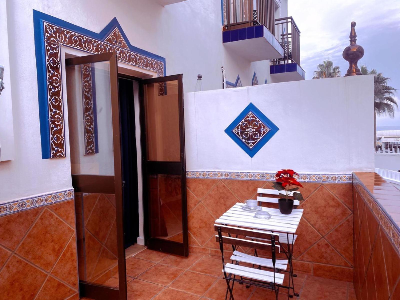 Hostal Guadalupe Торремолинос Экстерьер фото