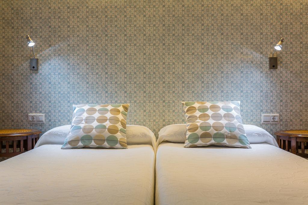 Hostal Guadalupe Торремолинос Экстерьер фото